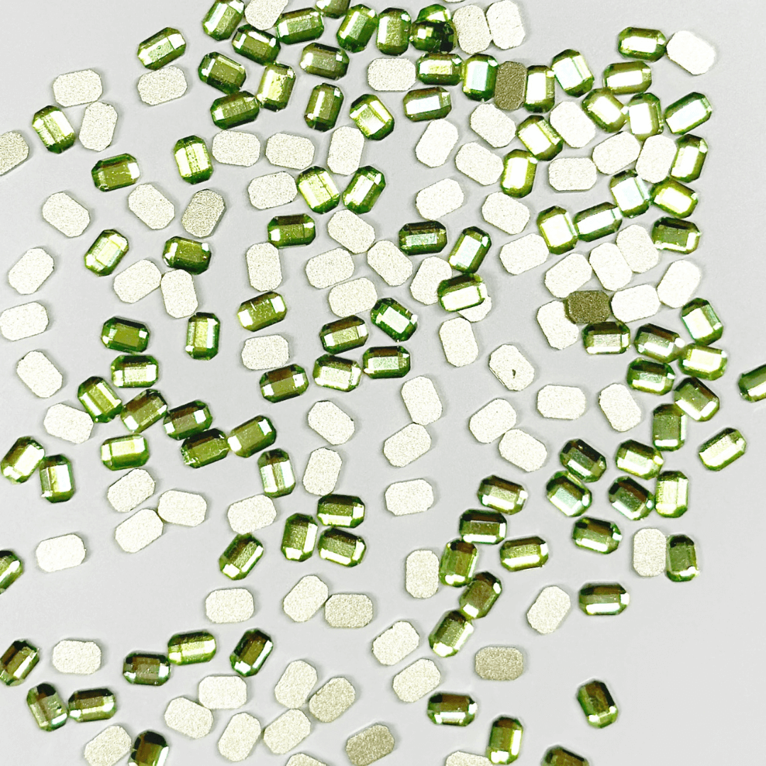 Emerald Shape - 2.5mm x 4mm - NHF Flatback Rhinestone